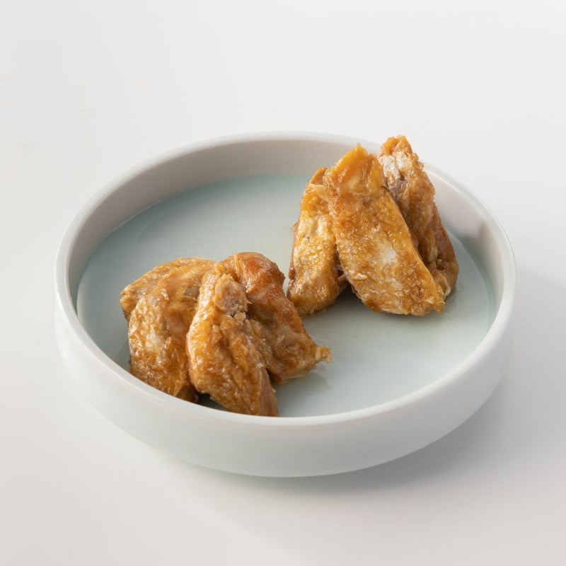 ますひれうま煮の全量がお皿に乗った画像です。