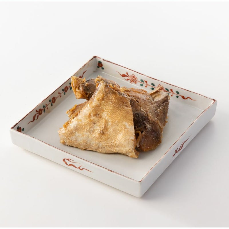 ぶりかまうま煮の全量がお皿に乗った画像です。